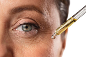 Retinol czy retinal – różnice między składnikami witaminy A